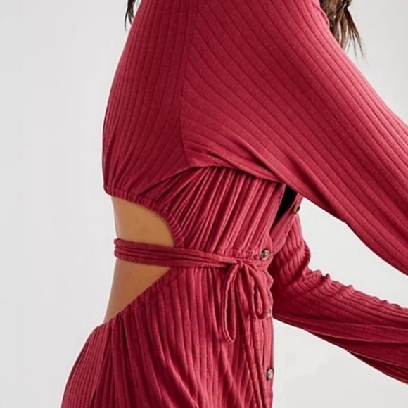 Free people elai one piece jumpsuit red mauve ribbed romper size M NWT - Picture 3 of 4